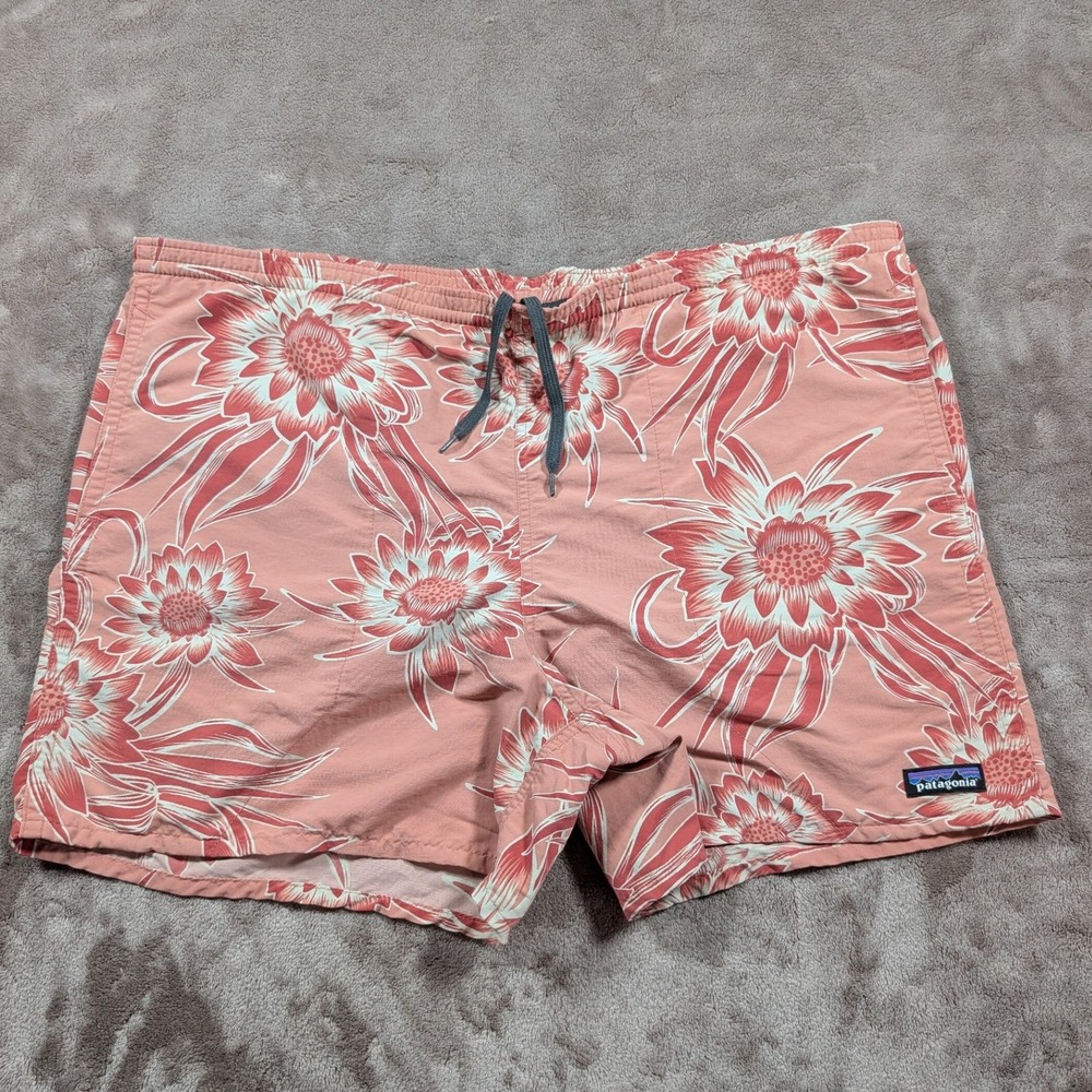 Patagonia Baggies Shorts Mens XL Coral Pink Floral 5in Inseam Recycled Nylon